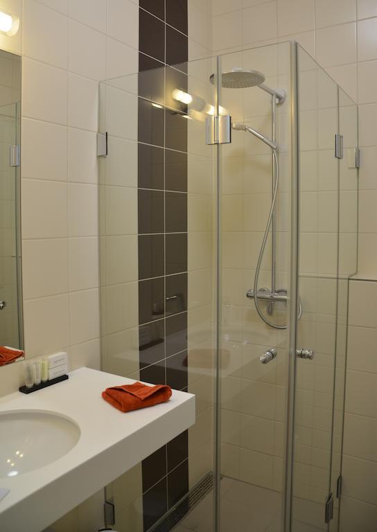 Le Presbytere Differdange Szoba fotó